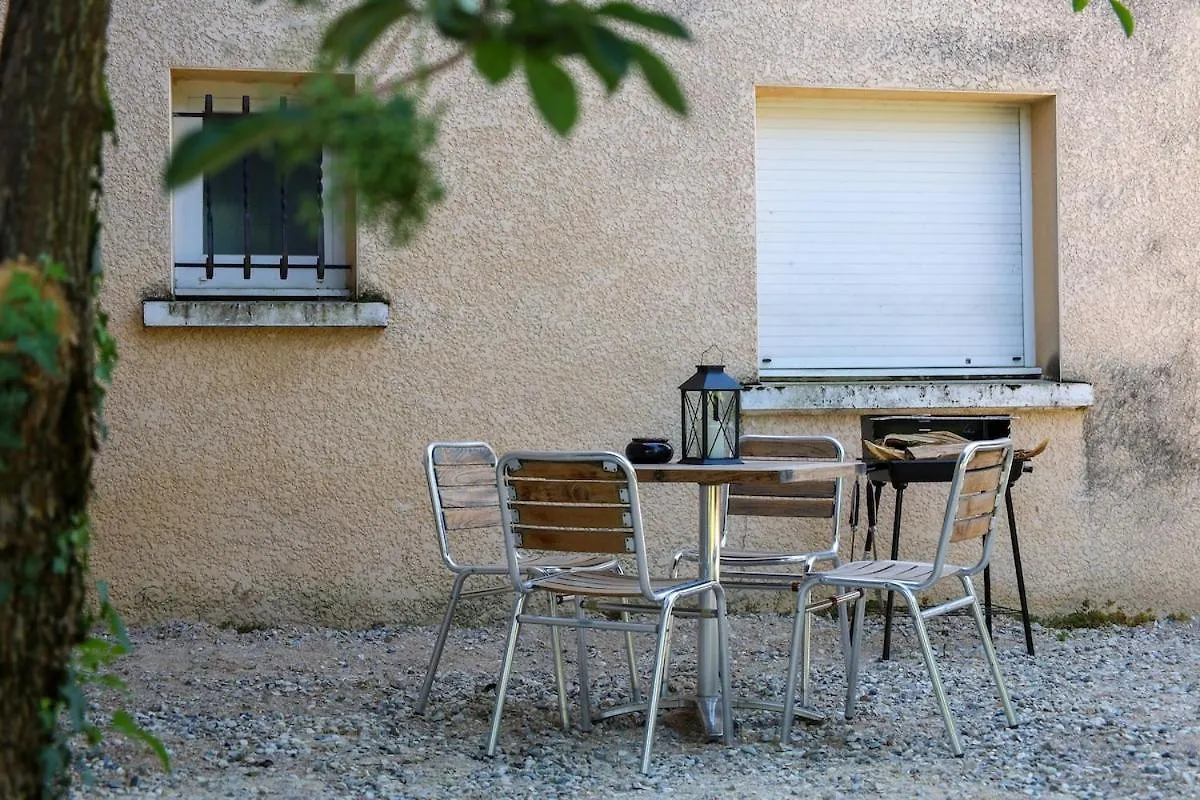 Le Clos Des Lilas Chazey-sur-Ain 0*,